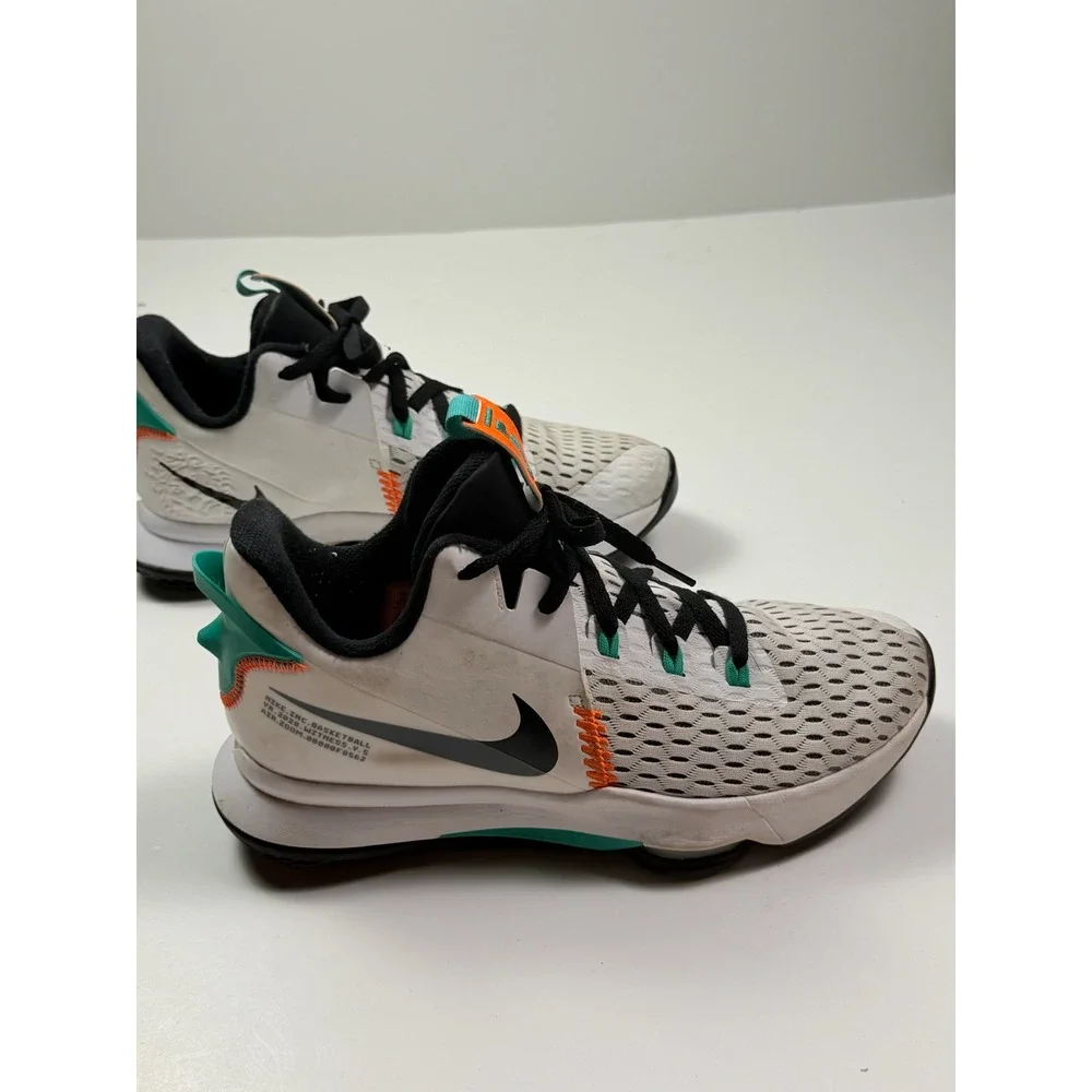 Nike lebron witness